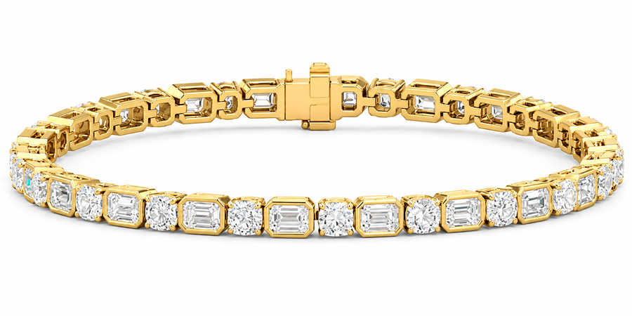 Élan East-West Oval & Emerald Diamond Bracelet